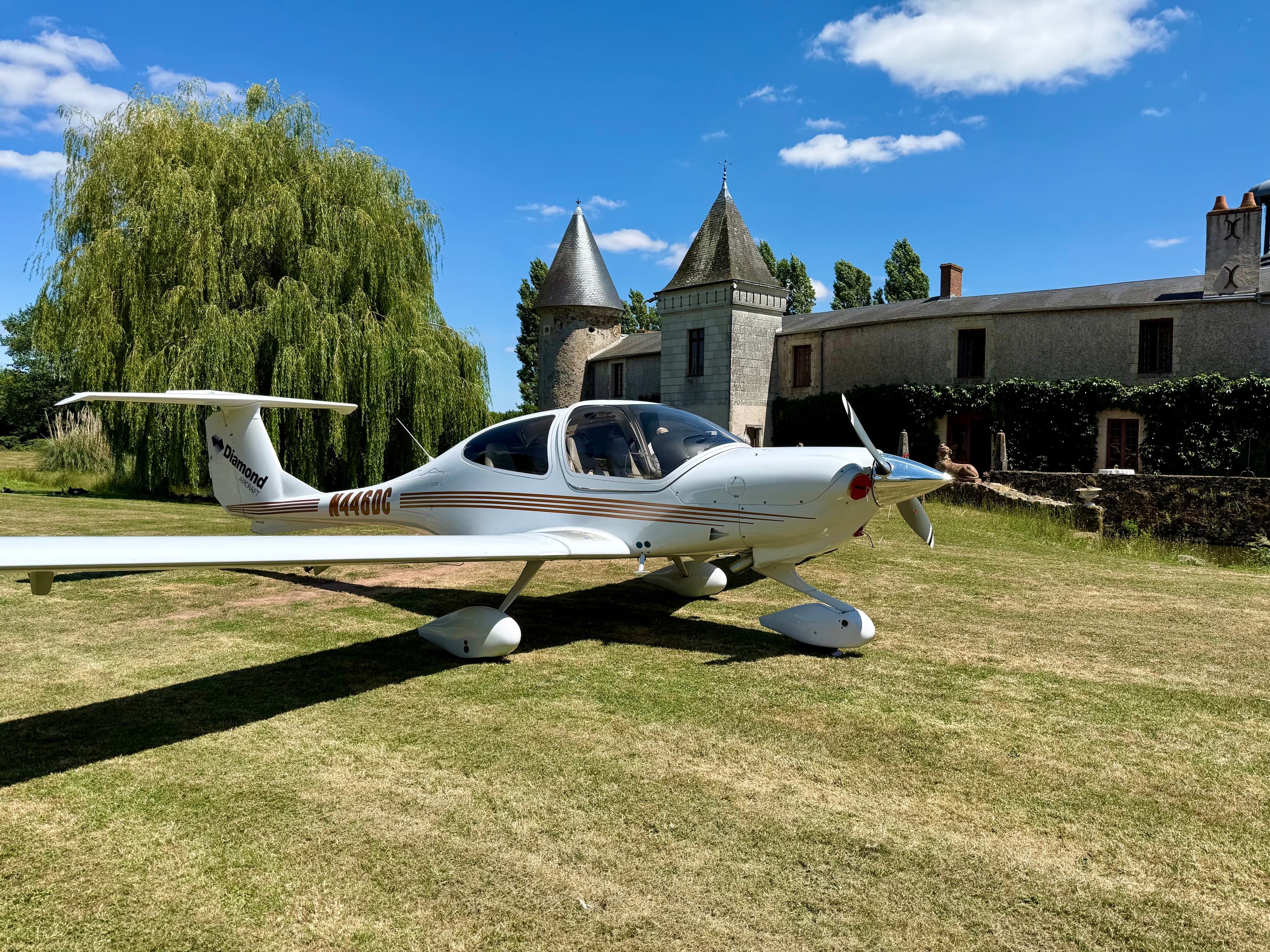 DA40 — N446DC